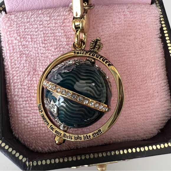 Juicy Couture, 2010, Globe Charm, YJRU3873, New with tag on box - Picture 3 of 9